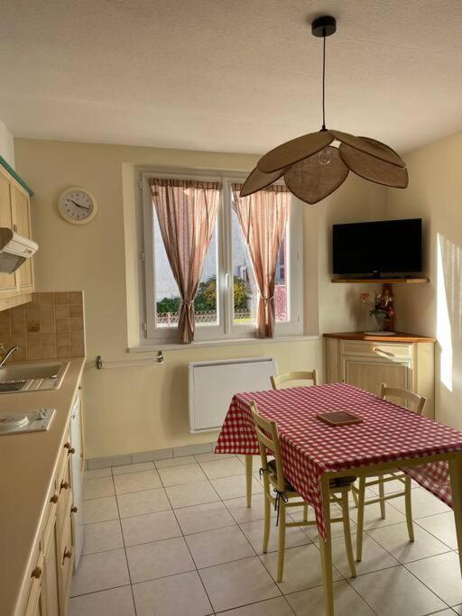 Appartement Au Centre Ville. Cauterets Luaran gambar